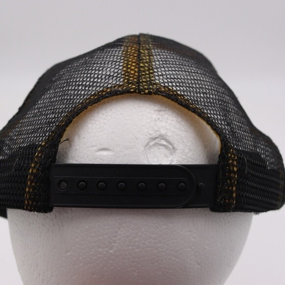 Looney Tunes Daffy Duck Vintage Trucker Snapback Cap Adult OS Adjustable - Picture 4 of 9